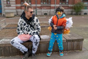Cortège de carnaval des enfants de l'école de devoirs La Place