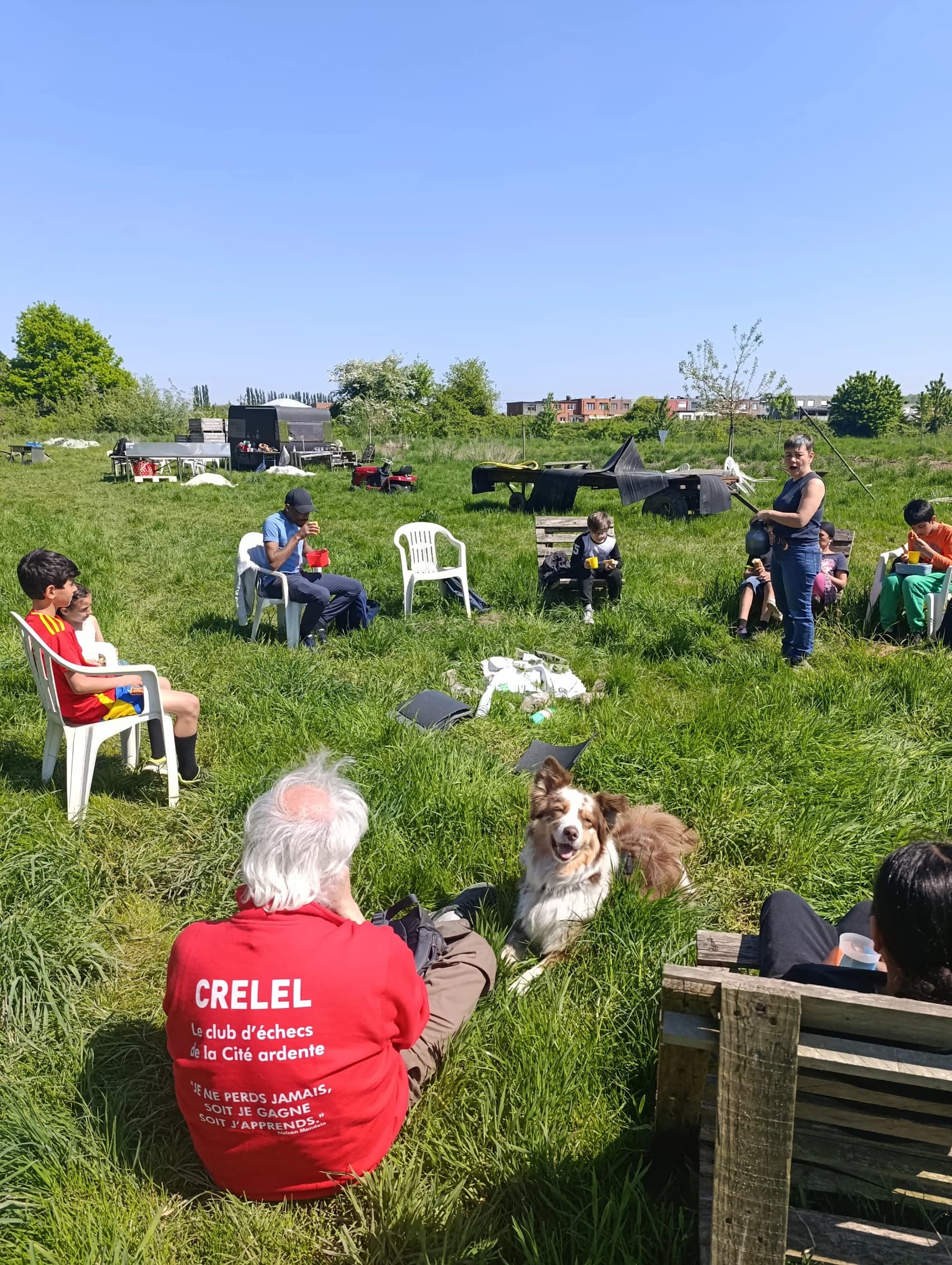 Les enfants de l'école de devoirs La Place en stage nature au printemps 2025