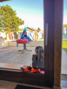 Les enfants de l'école de devoirs La Place en voyage à la mer