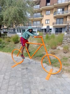 Les enfants de l'école de devoirs de La Place en voyage à la mer (Coxyde)